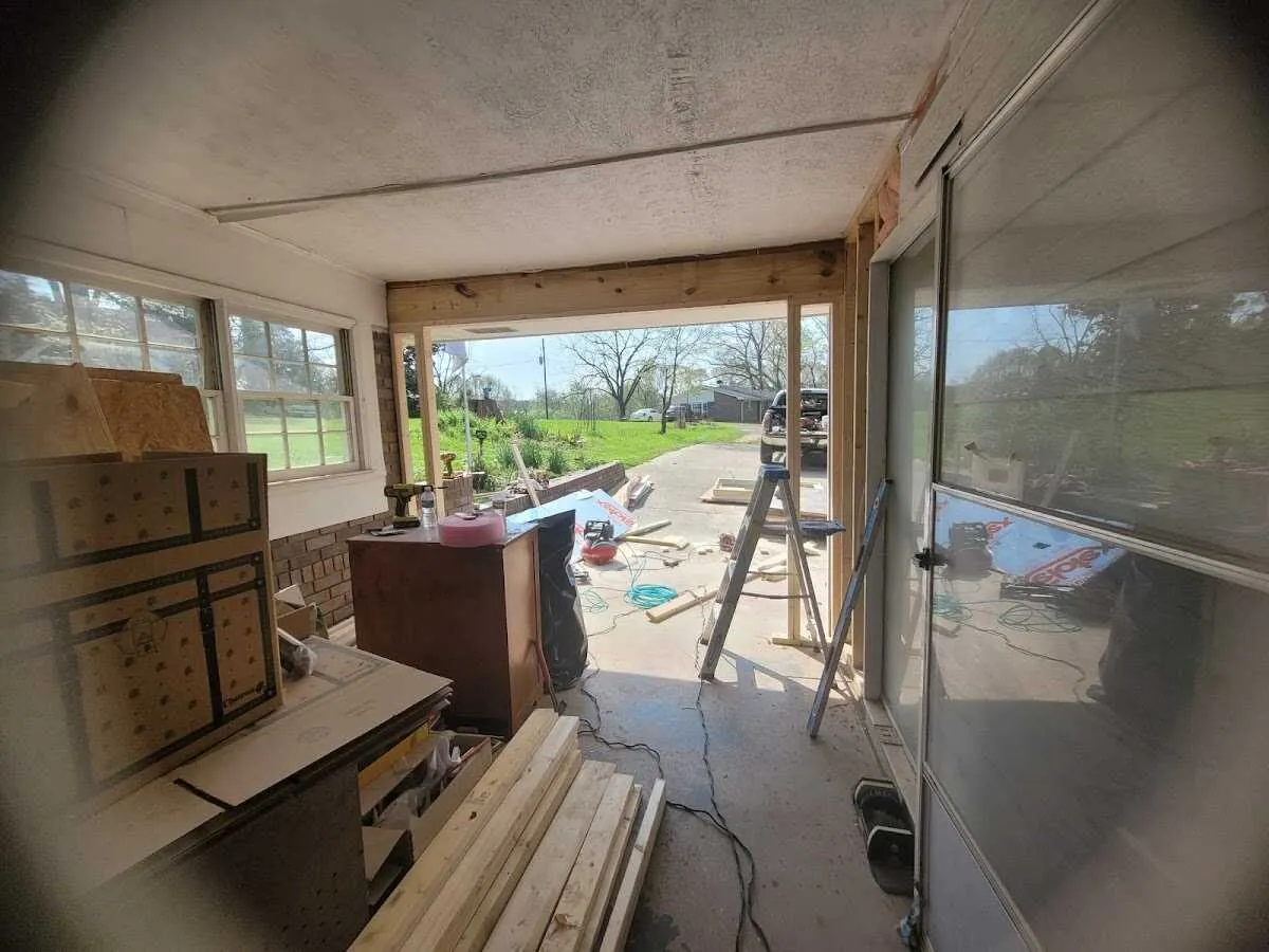 Air movers and dehumidifier for Water Mitigation Services in Purcell